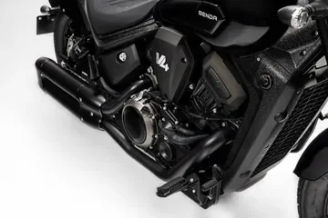 moteur V4 496 cc Benda Dark Flag 500 46,9 ch 42 Nm désactivation cylindres