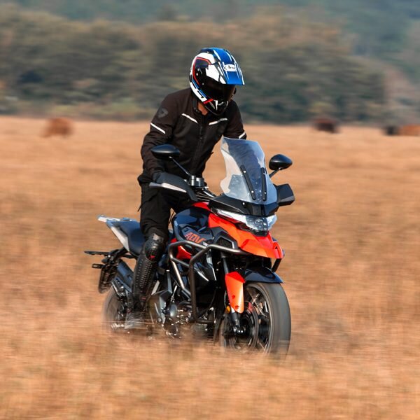 Zontes 368G face avant scooter crossover adventure bulle protection