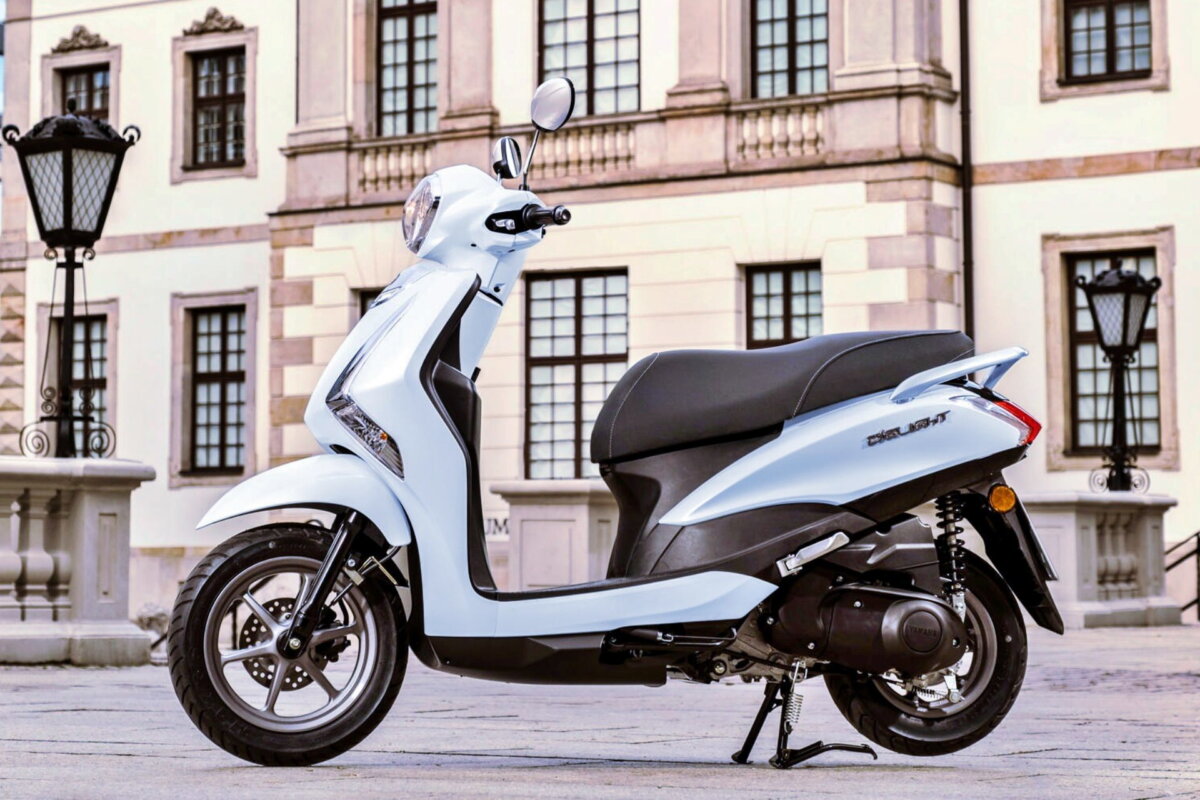 Yamaha Delight 125 scooter urbain rétro consommation 1,9 l/100 km 125 cc léger