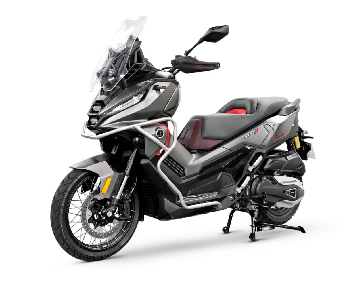 Voge SR450X face avant scooter aventure protection carénage garde au sol