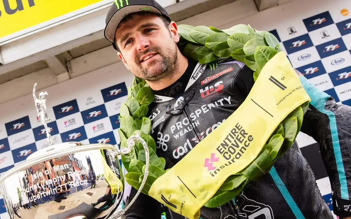 MotoGP Le Mans Aprilia triplé historique Martin Bezzecchi Ogura 112000 spectateurs